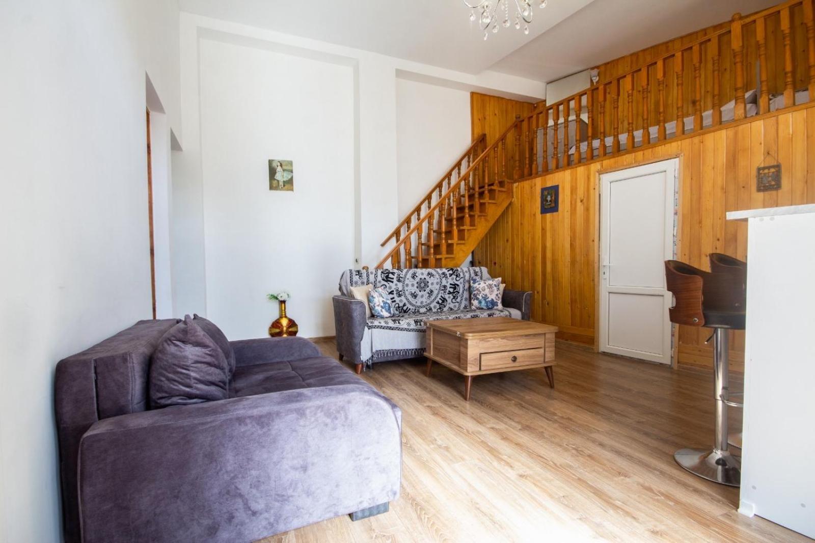 Center Apartment 3 Rooms Tbilisi Luaran gambar